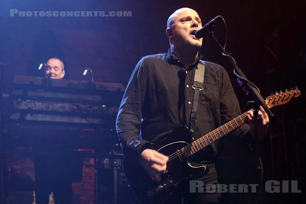 THE STRANGLERS - 2019-11-27 - PARIS - Olympia - Raymond Barry Warne - David Paul Greenfield